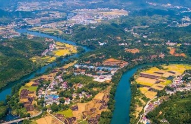 多重结构转型叠加下的湖南经济发展：人口、财政、民生与生态的四维审视--基于“十五五”规划视角的系统分析